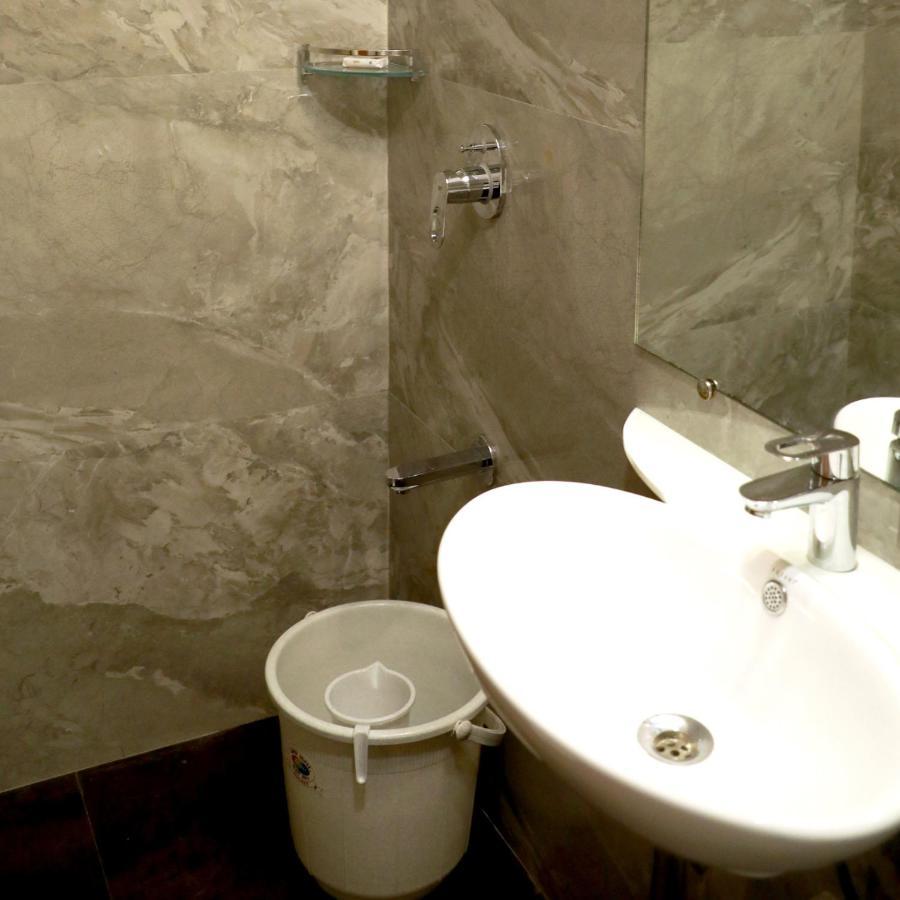 Hotel Lords, Fort Βομβάη Εξωτερικό φωτογραφία