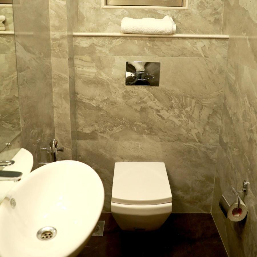 Hotel Lords, Fort Βομβάη Εξωτερικό φωτογραφία