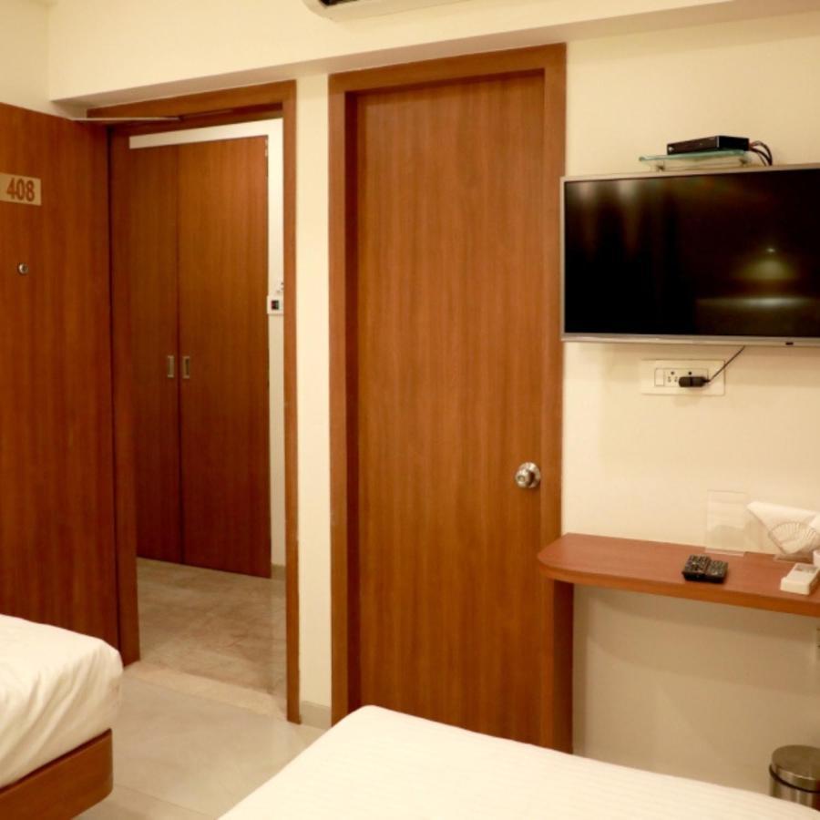 Hotel Lords, Fort Βομβάη Εξωτερικό φωτογραφία