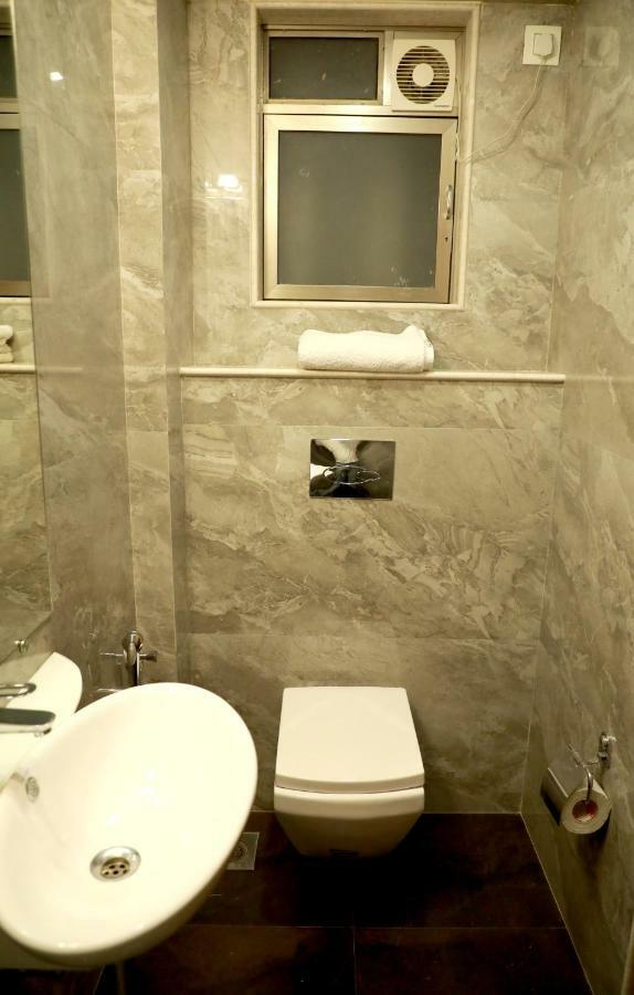 Hotel Lords, Fort Βομβάη Εξωτερικό φωτογραφία